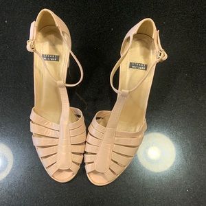 Stuart Weizmann Almost New Shimmering Pink , Sandals size 8 1/2